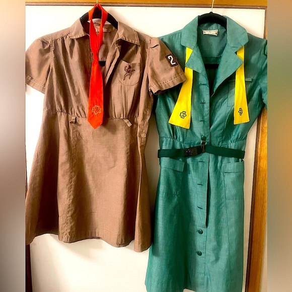 Vintage Girl Scout & Brownie Uniforms 1960’s with Ties & Belt (Girl Scout Only) - Picture 1 of 16